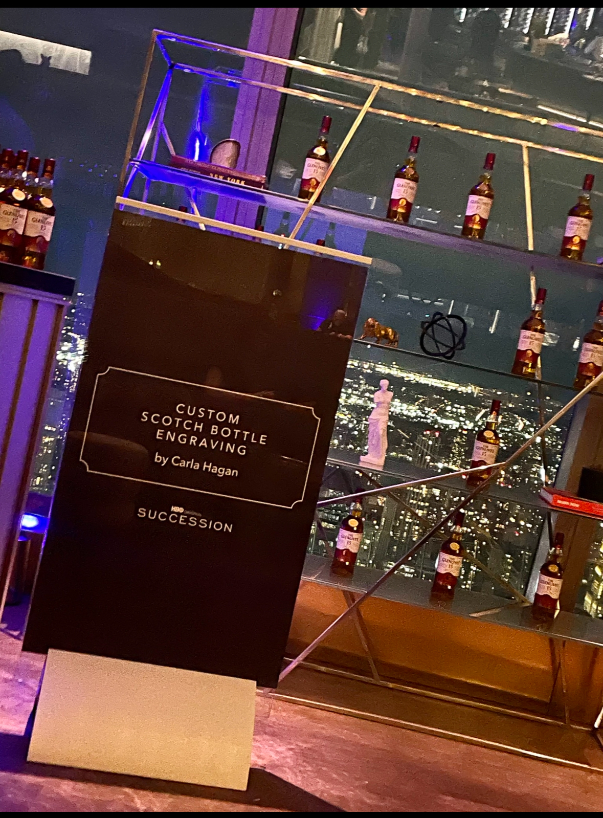 Unique Engagement Gift Ideas to Celebrate Love